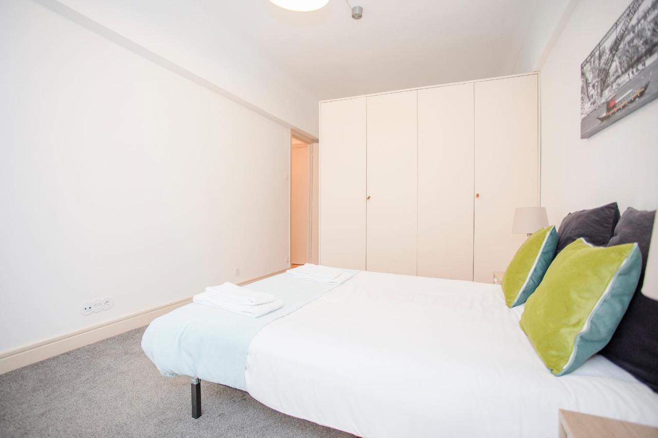 Liiiving In Porto | Light Spacious Apartment ภายนอก รูปภาพ