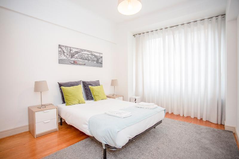 Liiiving In Porto | Light Spacious Apartment ภายนอก รูปภาพ